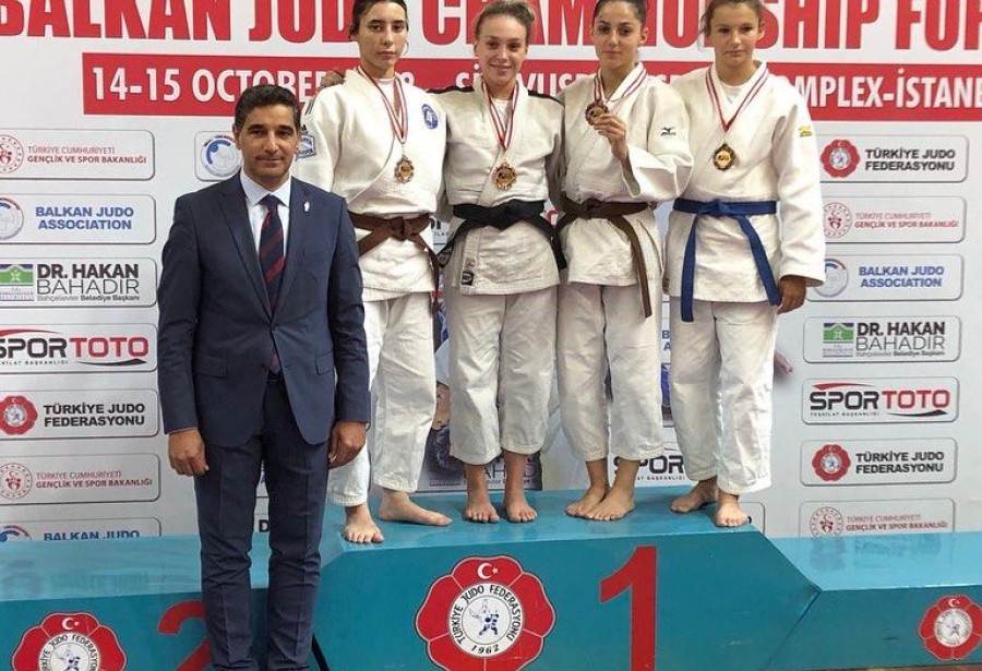 2ème place pour Nesibe Coskun en -52kg pour les jeux des Balkans